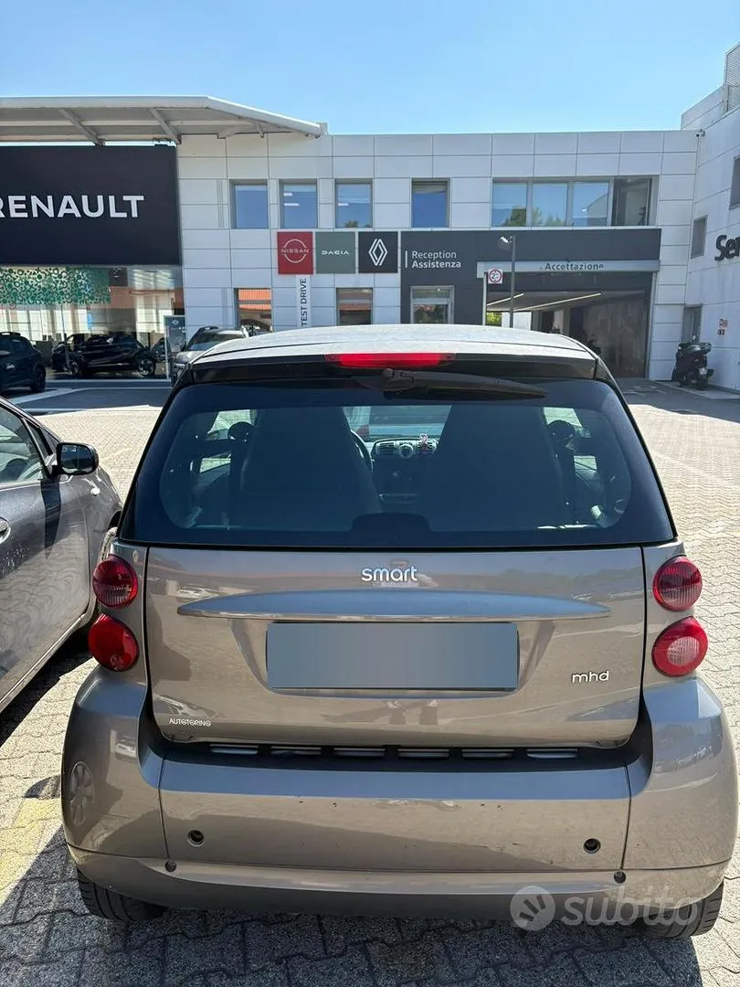 Smart Fortwo 2011 photo 3