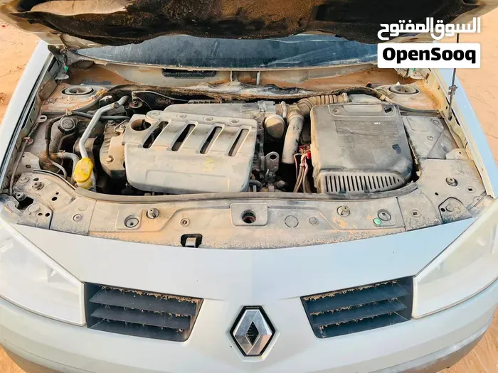Renault Megane 2004 photo 2