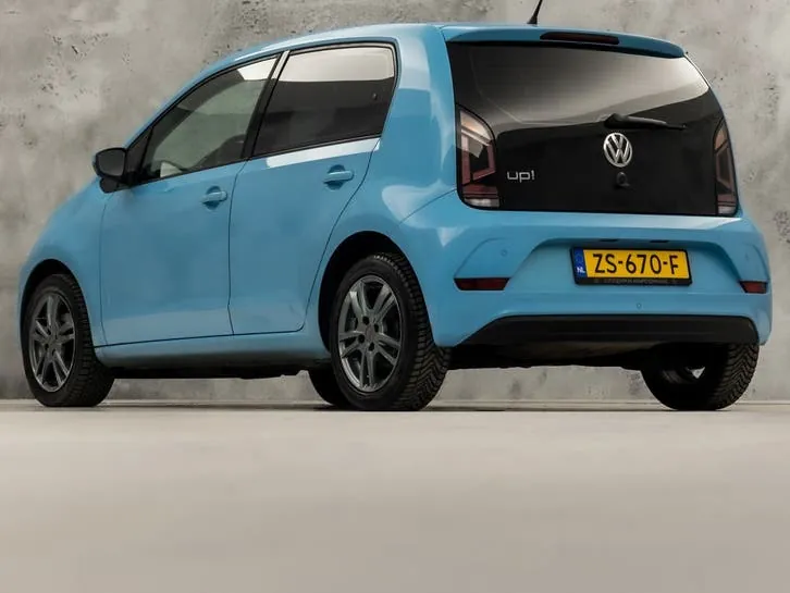 Volkswagen Up 2019 photo 3
