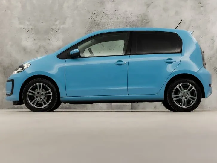 Volkswagen Up 2019 photo 2