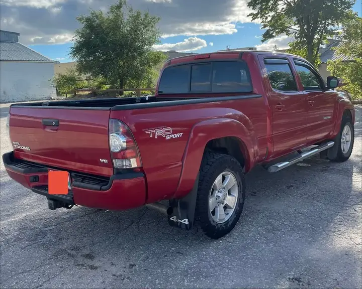 Toyota Tacoma 2013 photo 2