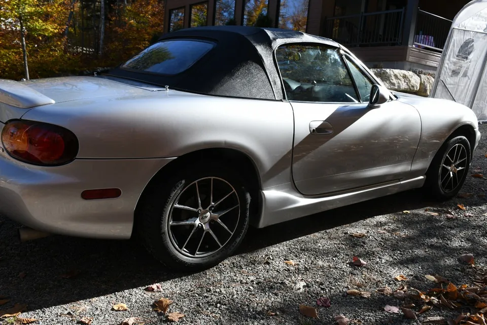 Mazda Mx-5 Miata 2000 photo 3