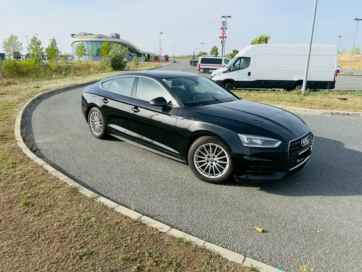 Audi A5 2019 photo 2