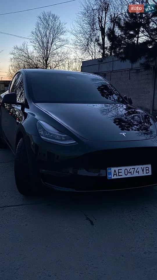 Tesla Model Y 2021 photo 4