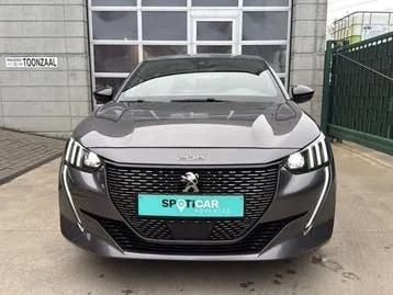 Peugeot 208 2022 photo 2