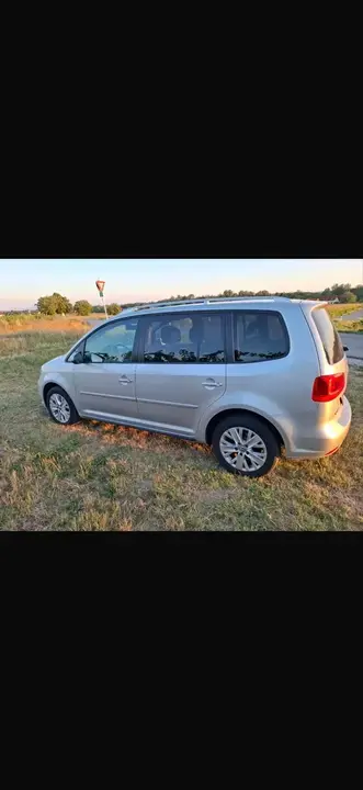 Volkswagen Touran 2014 photo 3