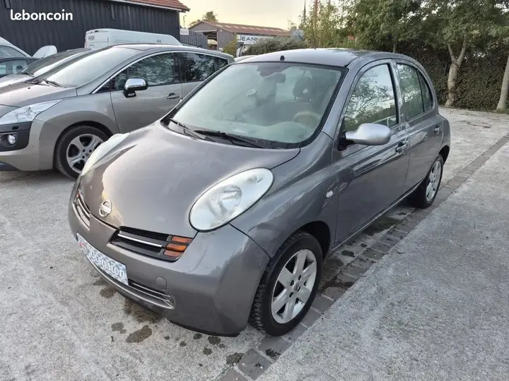 Nissan Micra 2004 photo 2