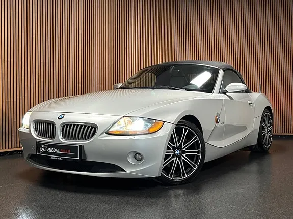BMW Z4 2003 photo 2