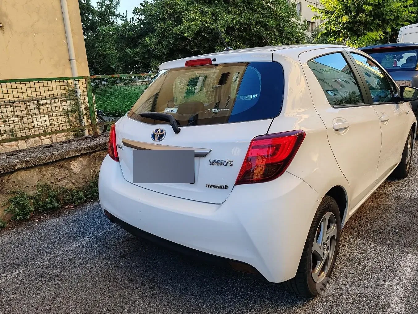 Toyota Yaris 2016 photo 2