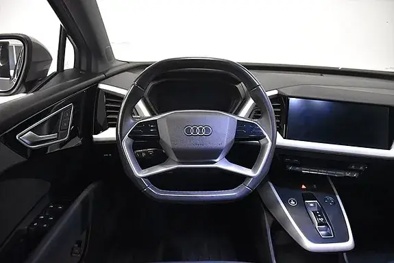 Audi Q4 E-Tron 2022 photo 2