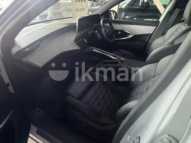 Peugeot 5008 2022 photo 3