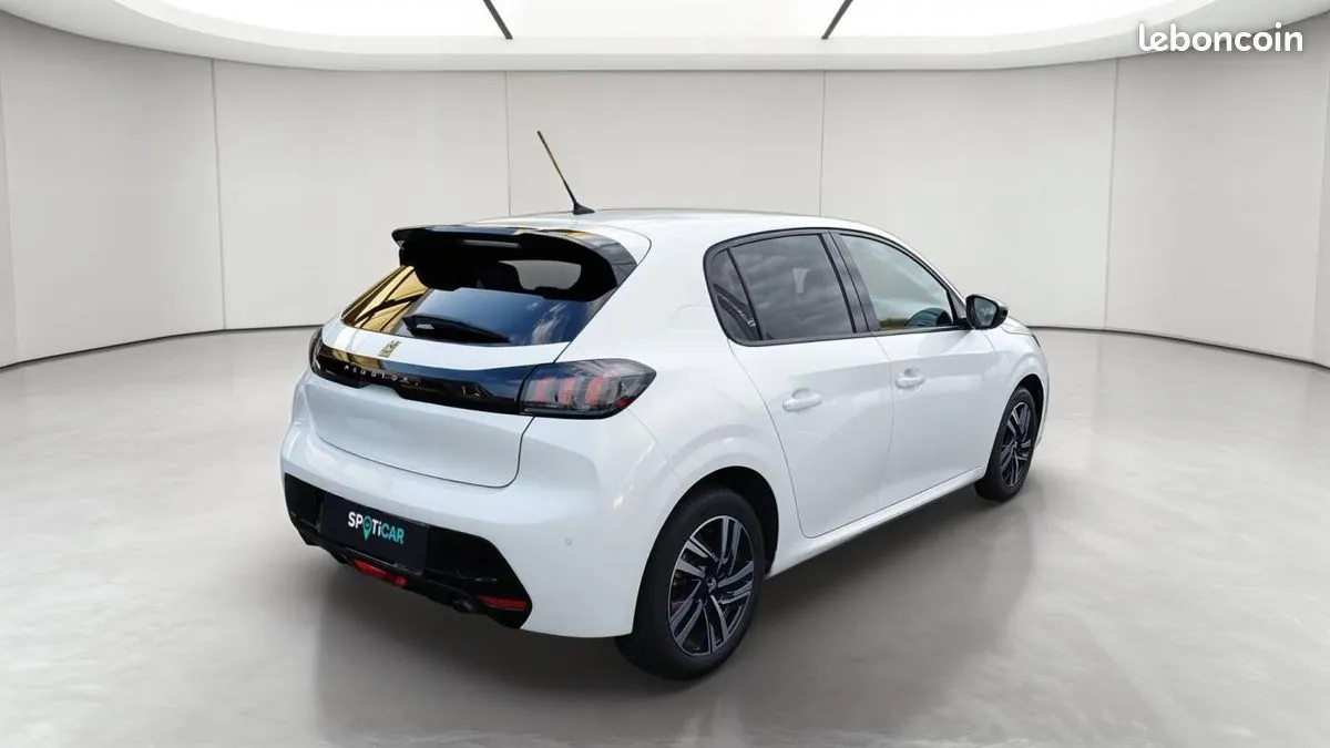 Peugeot 208 2023 photo 5