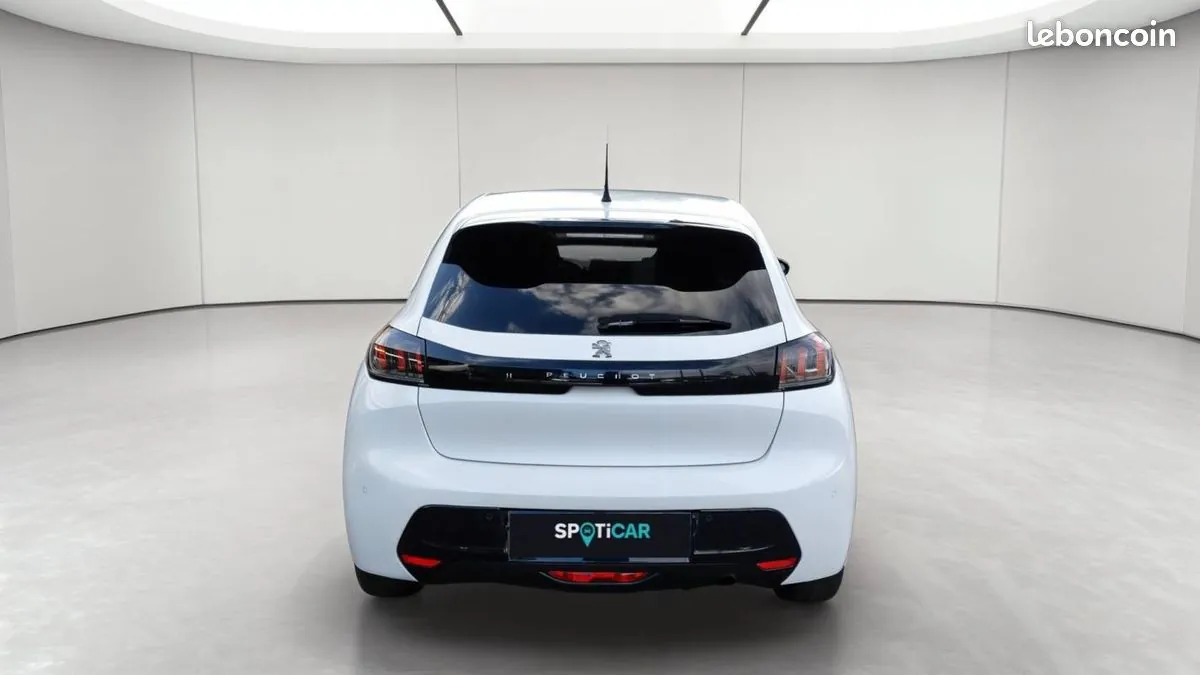 Peugeot 208 2023 photo 4