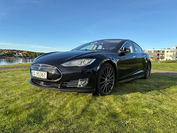 Tesla Model S 2016 photo 5