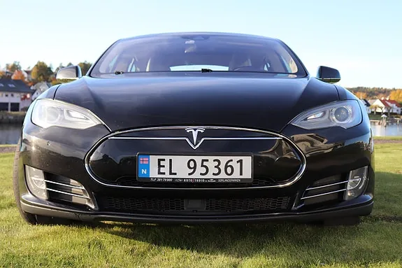 Tesla Model S 2016 photo 4