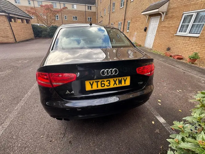 Audi A4 2013 photo 5