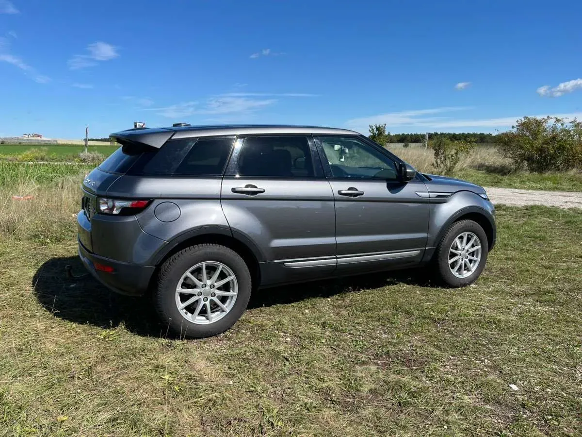 Land Rover Range Rover Evoque 2015 photo 2