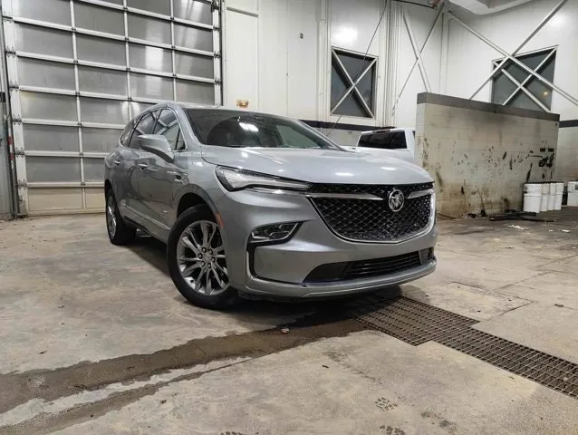 Buick Enclave 2024 photo 2