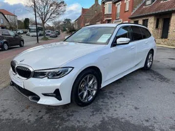 BMW 330E Touring 2021 photo 3