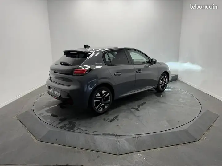 Peugeot 208 2026 photo 5