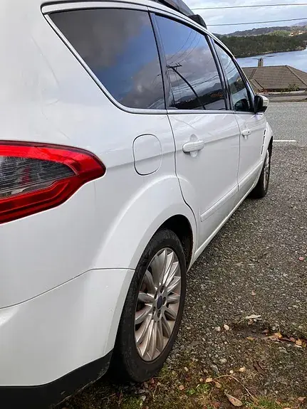 Ford S-Max 2014 photo 5