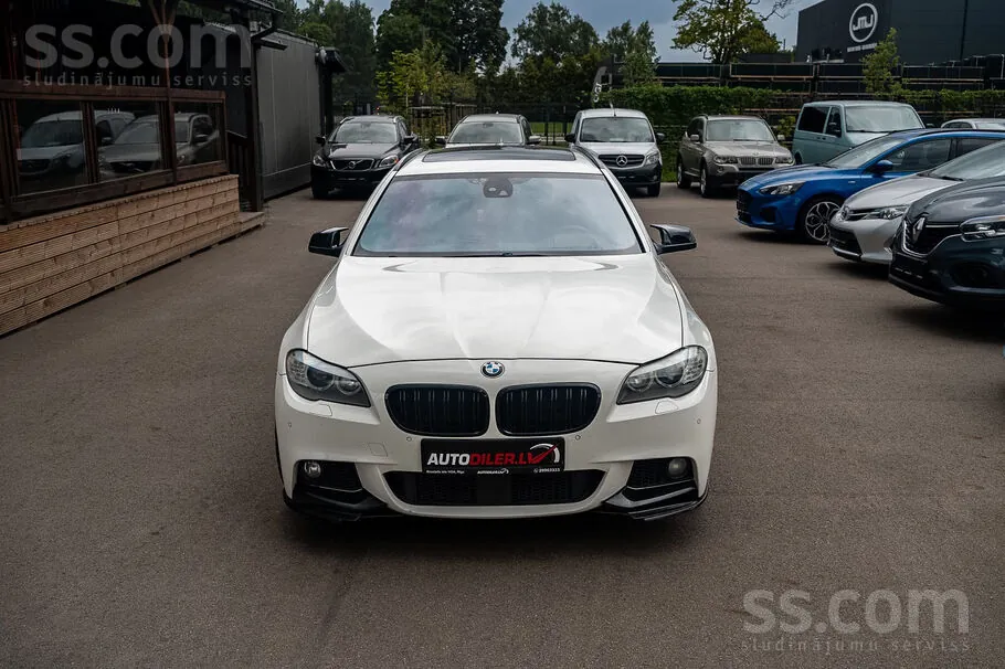 BMW 530 2012 photo 3