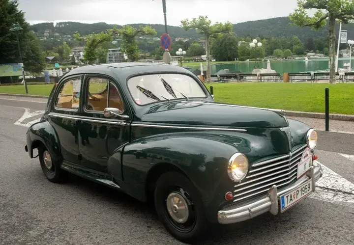 Mercedes-Benz Sonstige
