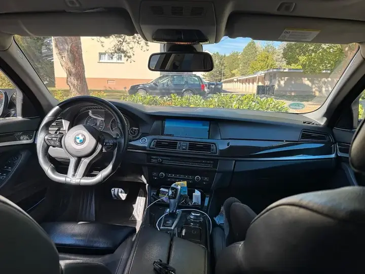 BMW F10