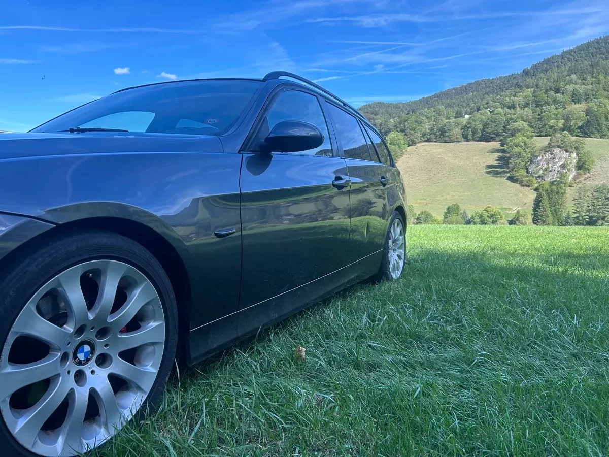 BMW 3 Series 2006 photo 2