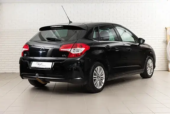 Citroen C4 2011 photo 2