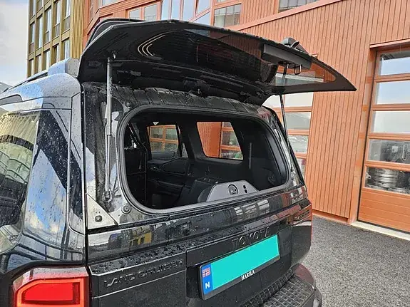 Toyota Land Cruiser 2025 photo 5