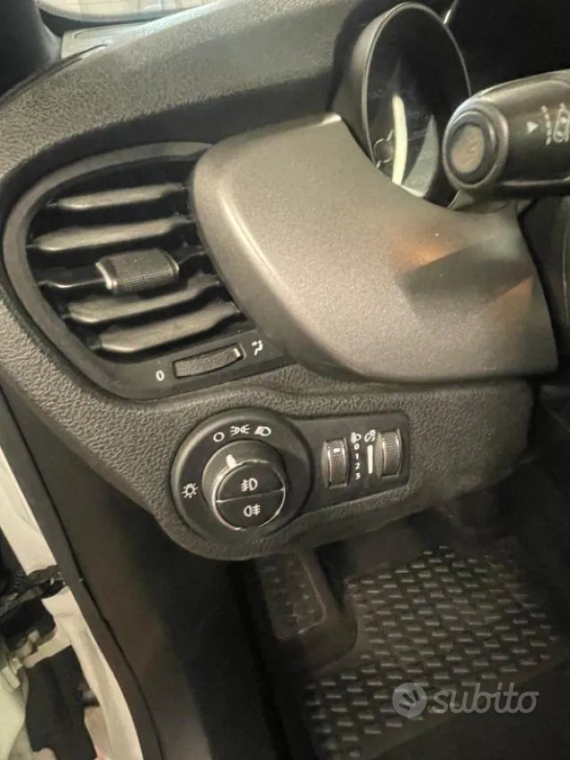 Fiat 500X 2022 photo 3