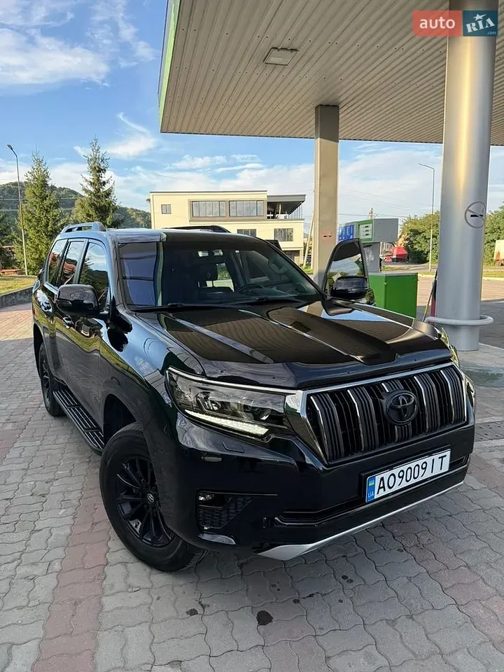 Toyota Land Cruiser Prado 2019 photo 2