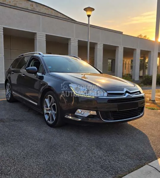 Citroen C5 2012 photo 3