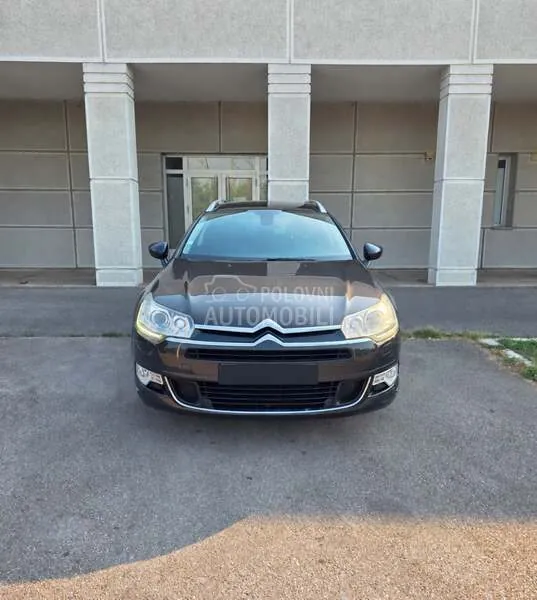Citroen C5 2012 photo 2