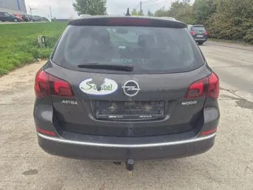 Opel Astra 2015 photo 3