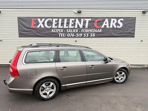 Volvo V70 2012 photo 4