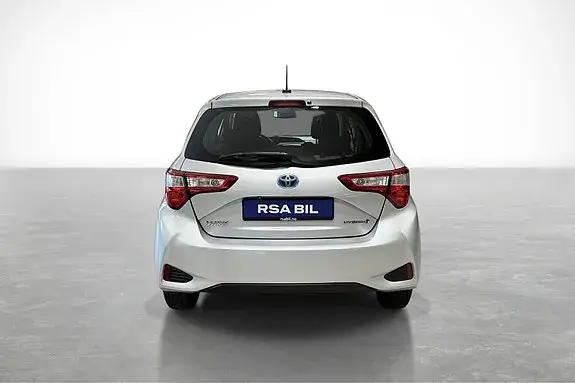 Toyota Yaris 2018 photo 5
