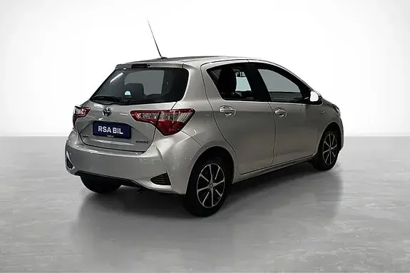 Toyota Yaris 2018 photo 4