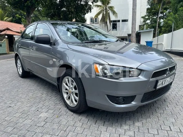 Mitsubishi Lancer