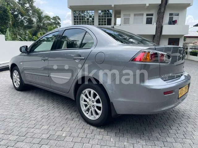 Mitsubishi Lancer 2013 photo 4