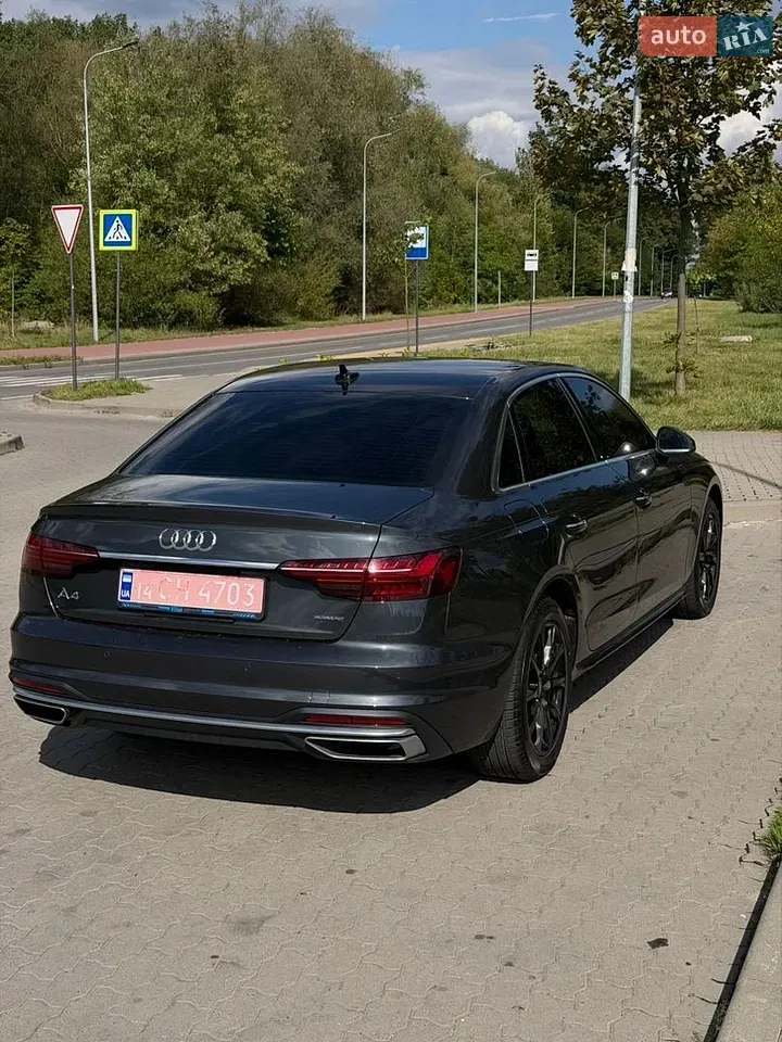 Audi A4 2021 photo 3