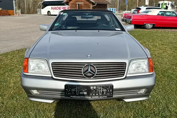 Mercedes-Benz Sl-Class 1992 photo 2