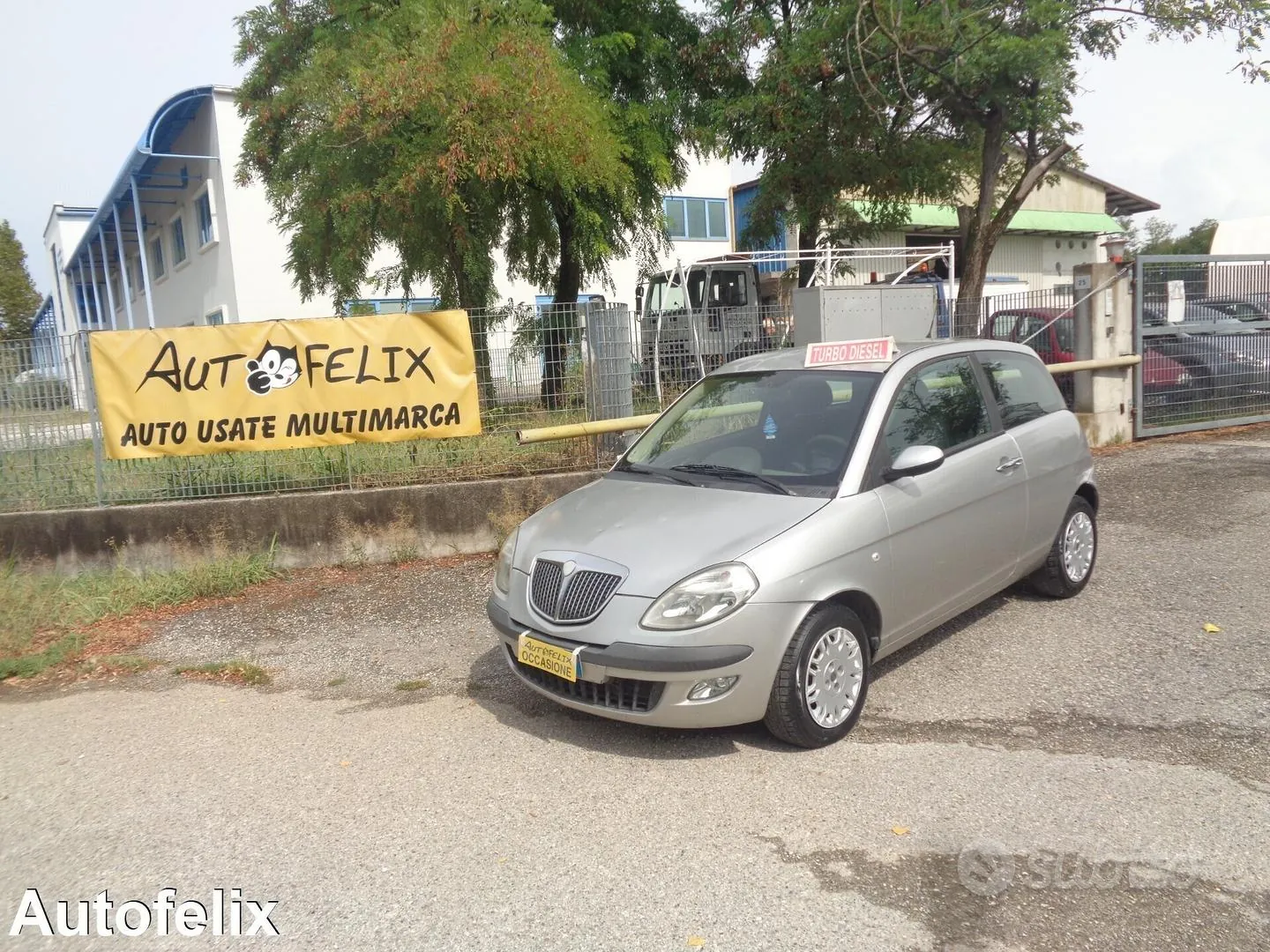 Lancia Ypsilon