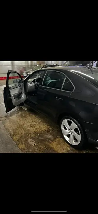 Seat Toledo 2013 photo 2