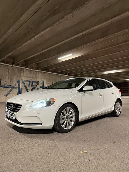 Volvo V40 2013 photo 4
