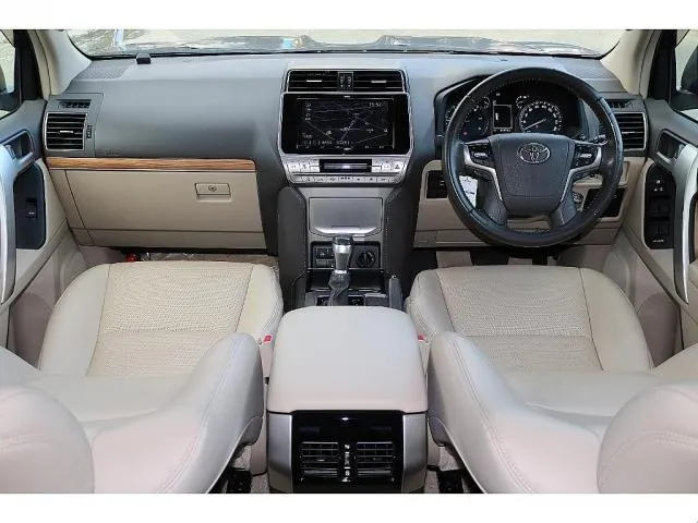 Toyota Land Cruiser Prado 2020 photo 2