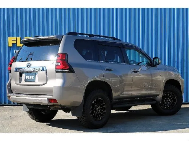 Toyota Land Cruiser Prado 2020 photo 3