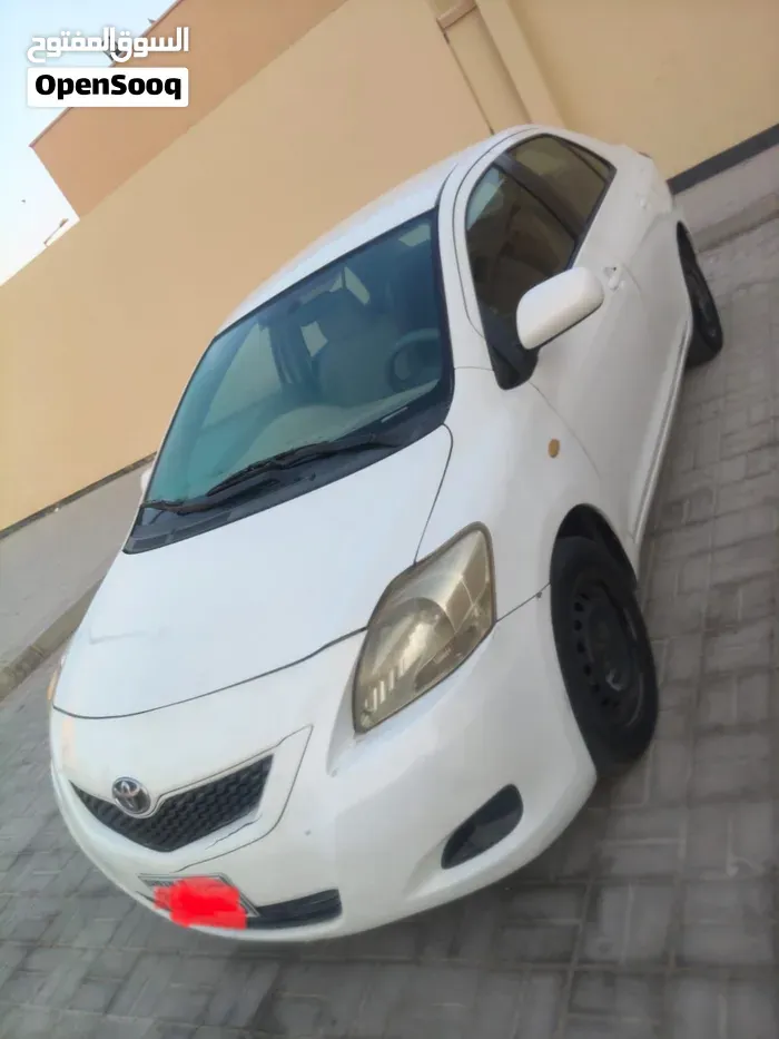 Toyota Yaris 2009 photo 2