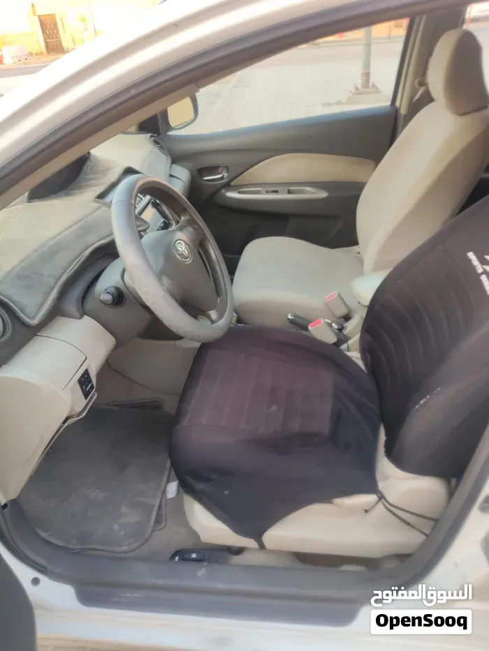 Toyota Yaris 2009 photo 3